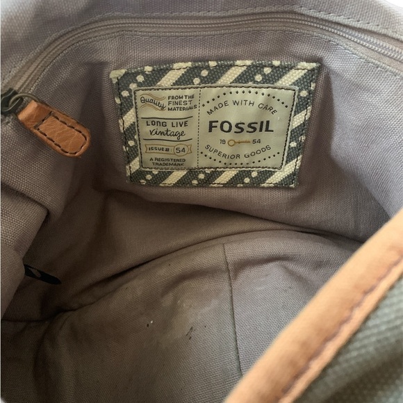 Fossil Canvas Leather Flap Closure Pocket Adjustable Strap Messenger Bag - Picture 7 of 12